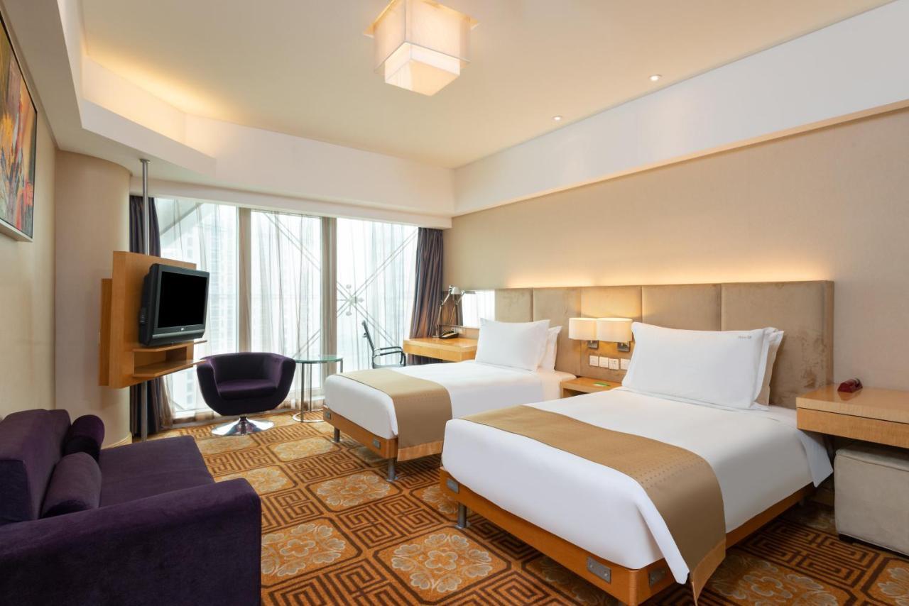 Holiday Inn Binhai Тяньцзинь Экстерьер фото