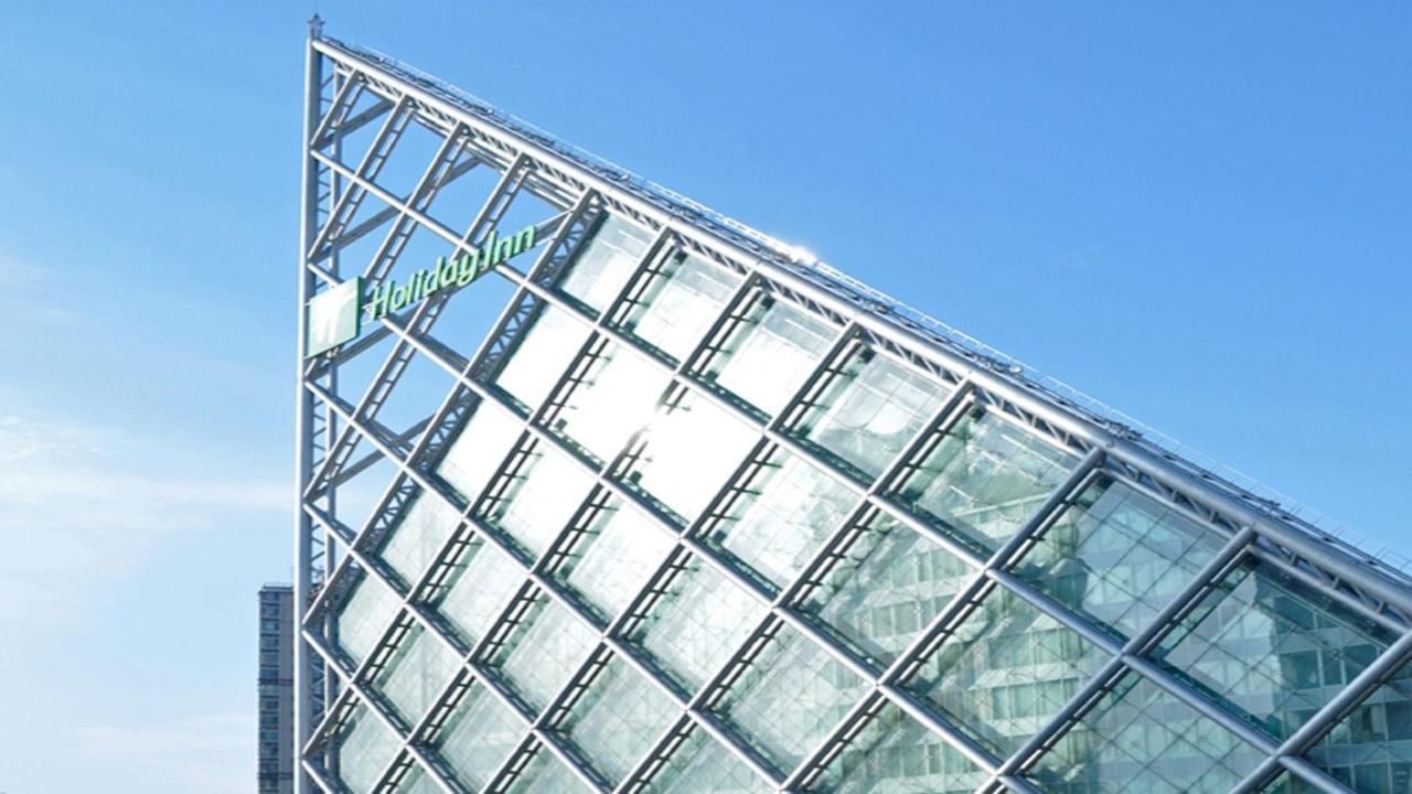 Holiday Inn Binhai Тяньцзинь Экстерьер фото