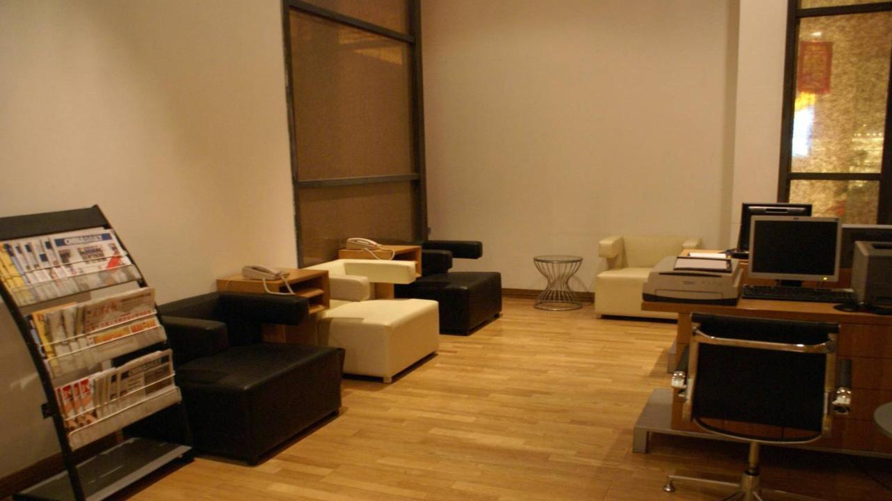 Holiday Inn Binhai Тяньцзинь Экстерьер фото