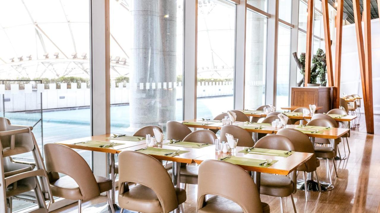 Holiday Inn Binhai Тяньцзинь Экстерьер фото